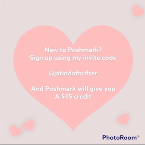 BNIB Hello Kitty Toothbrush Holder - Picture 3 of 3